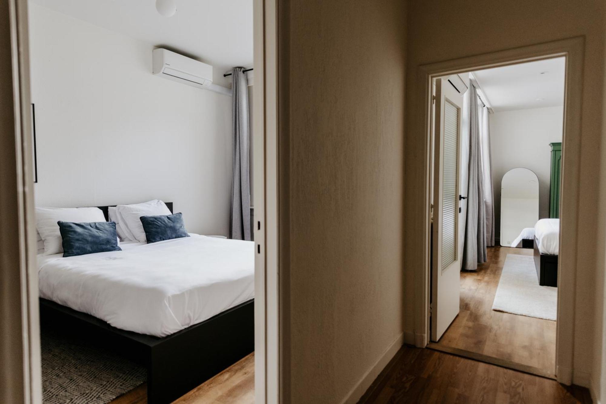 Cathedral View Apartment アントウェルペン エクステリア 写真