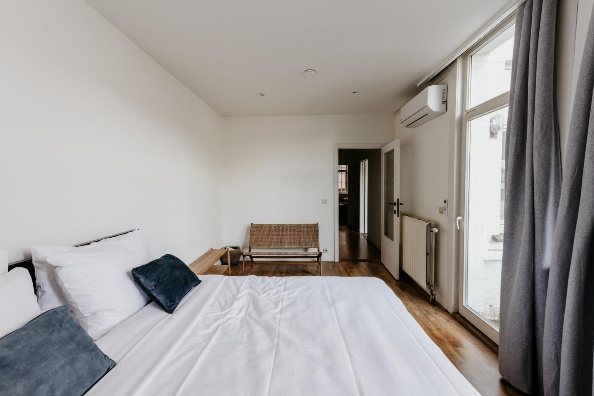 Cathedral View Apartment アントウェルペン エクステリア 写真