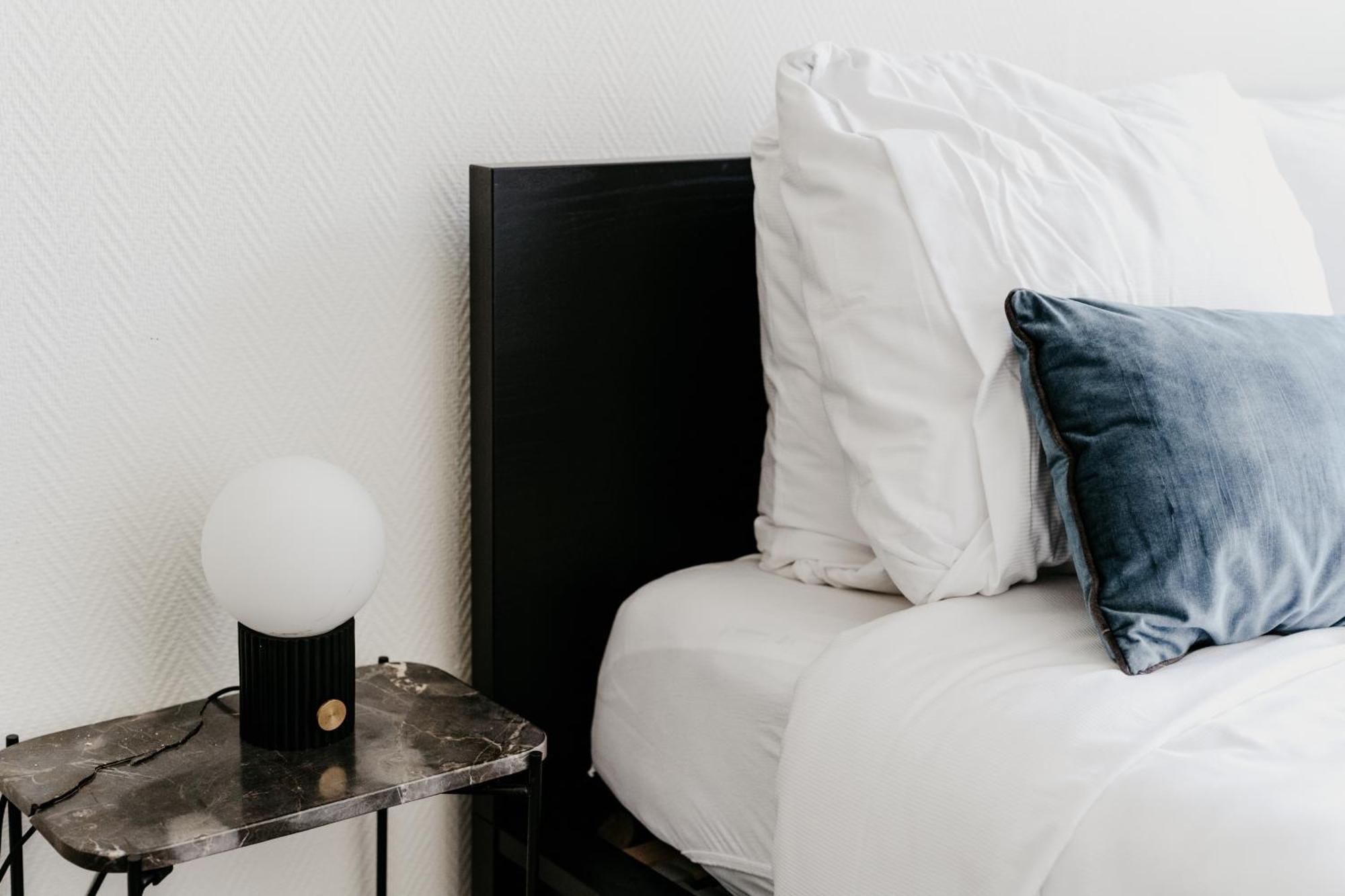 Cathedral View Apartment アントウェルペン エクステリア 写真