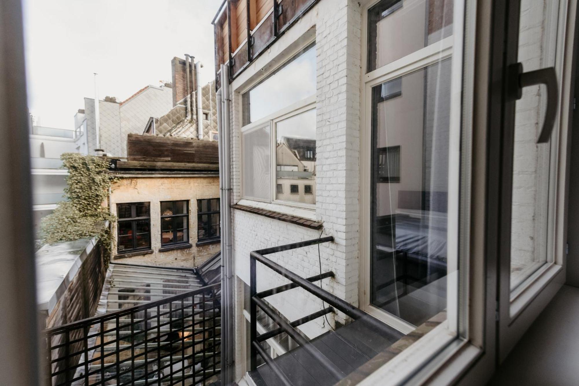 Cathedral View Apartment アントウェルペン エクステリア 写真